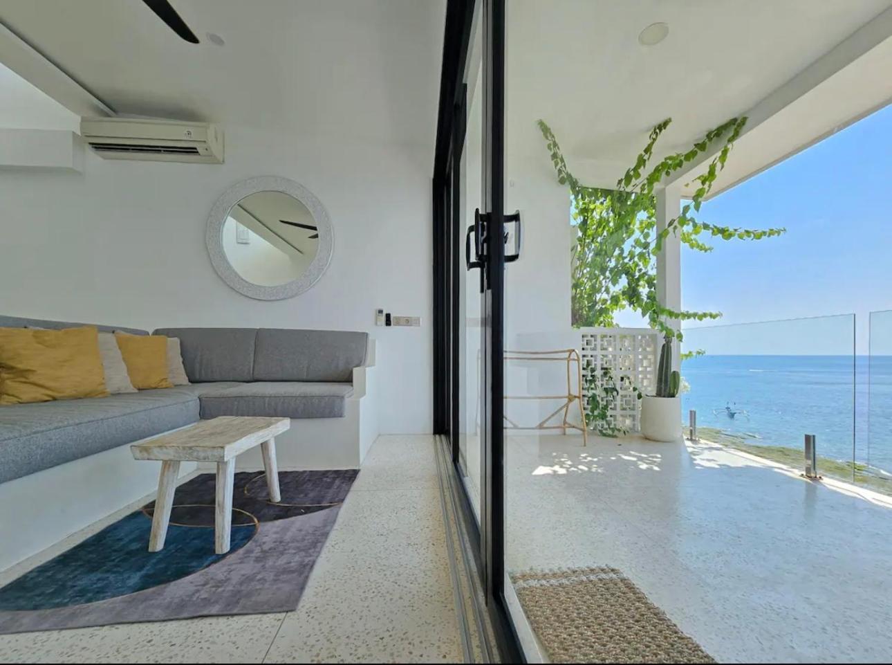 Infinity Bingin - Boutique Beachfront Family Suite Улувату Екстер'єр фото